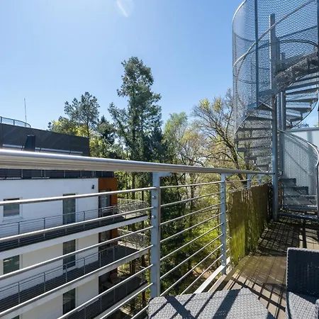 Sun & Snow Golden Tulip Apartment *